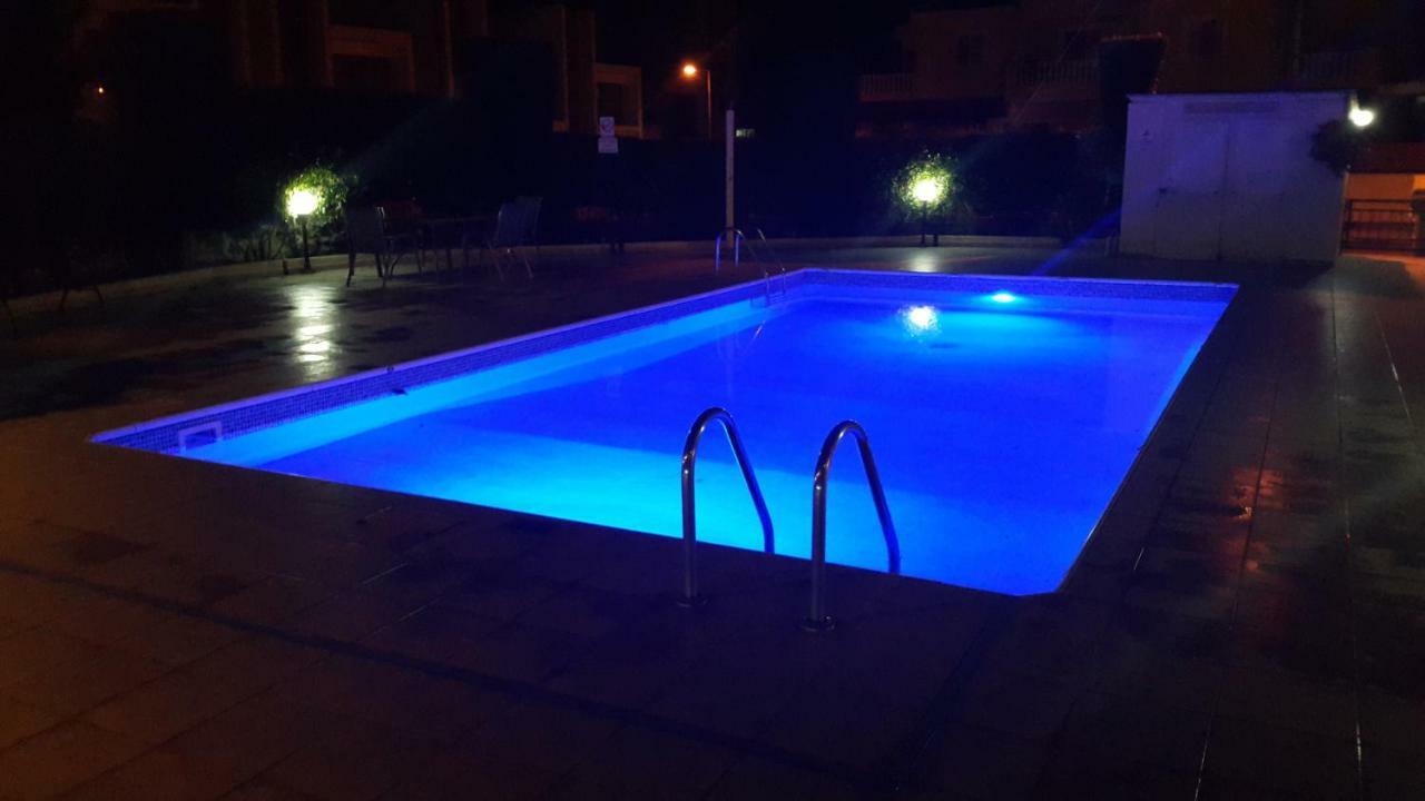 Ivoton Home Pafos Exterior foto