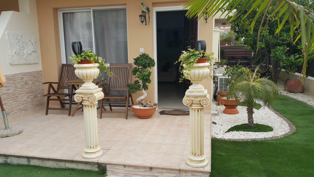 Ivoton Home Pafos Exterior foto